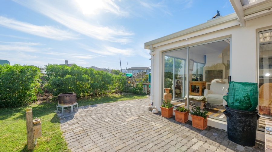 3 Bedroom Property for Sale in Suiderstrand Western Cape